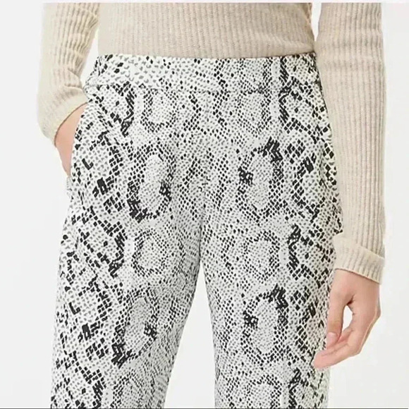 J. Crew Factory Jamie Snakeskin Pants Size 0 - Picture 3 of 9